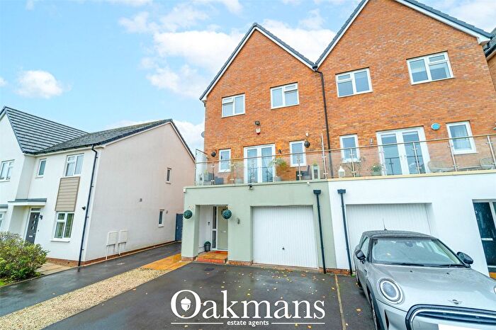 4 Bedroom Semi-Detached House For Sale In Payton Street, Cofton Hackett, Birmingham, Worcestershire, B45