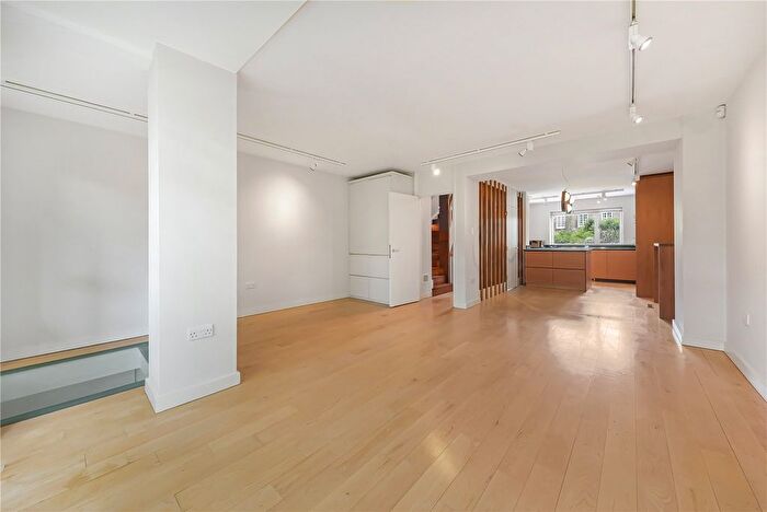 5 Bedroom Detached House To Rent In West Kensington, W14