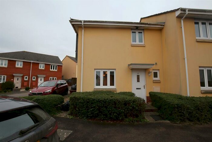 3 Bedroom End Of Terrace House To Rent In Oakfields, Tiverton, EX16