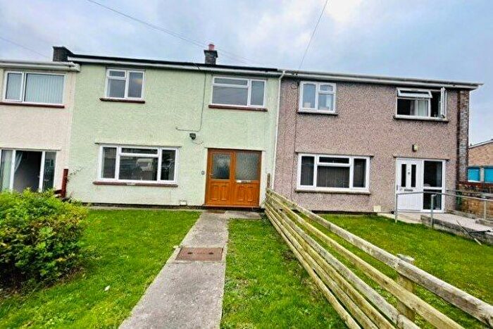 3 Bedroom Terraced House To Rent In Wavell Crescent, Pembroke Dock, SA72