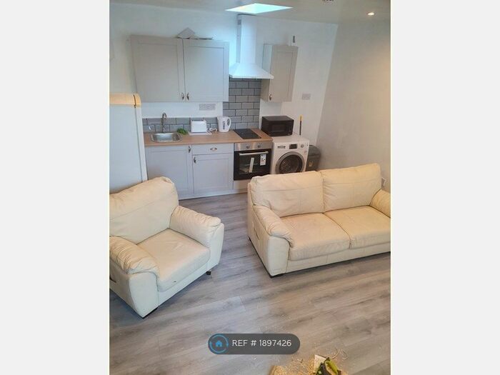 1 Bedroom Flat To Rent In Radnor Place, Liverpool, L6
