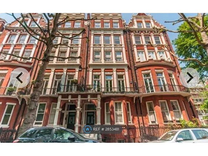2 Bedroom Flat To Rent In Bramham Gardens, London, SW5