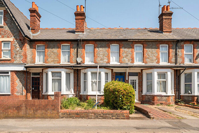 2 Bedroom Terraced House For Sale In Gosbrook Road, Caversham, Reading, Berkshire, RG4