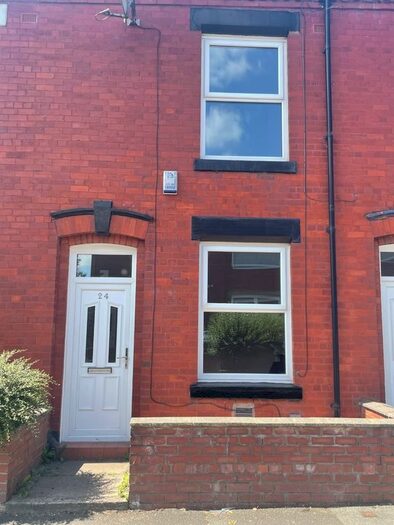 2 Bedroom Terraced House To Rent In Fox Street, Oldham, OL8