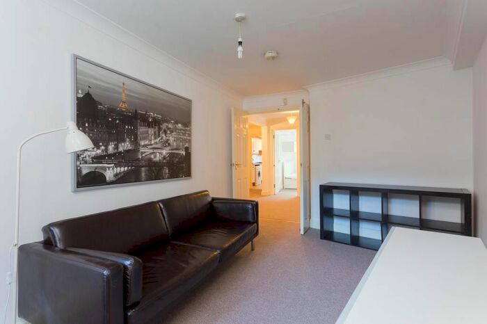 3 Bedroom Flat To Rent In Mildmay Park, Islington, N1