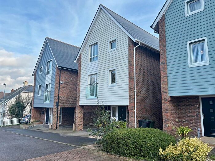 4 Bedroom Detached House For Sale In Peacocke Way, Rye, TN31