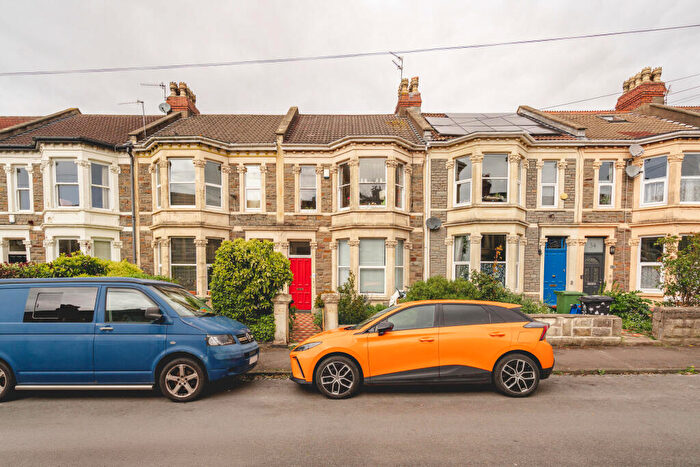 1 Bedroom Flat For Sale In Ground Floor Flat, Brecknock Road, Bristol, Bristol, BS4