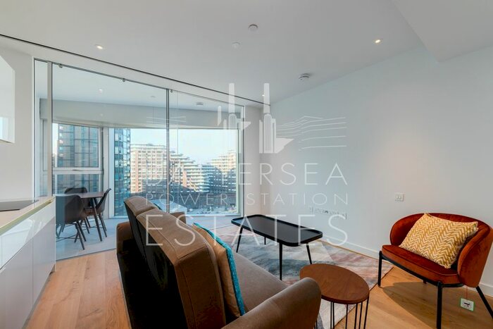 Studio To Rent In L-, Electric Boulevard, Battersea, SW11