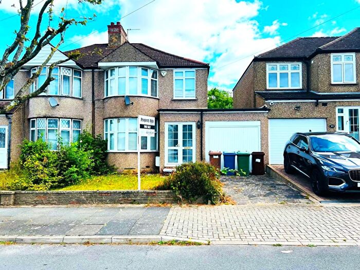 3 Bedroom Semi-Detached House To Rent In Drummond Drive, Stanmore, HA7