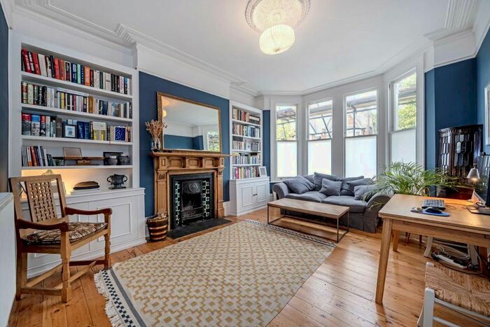 5 Bedroom Semi-Detached House To Rent In Culverley Road, London, SE6