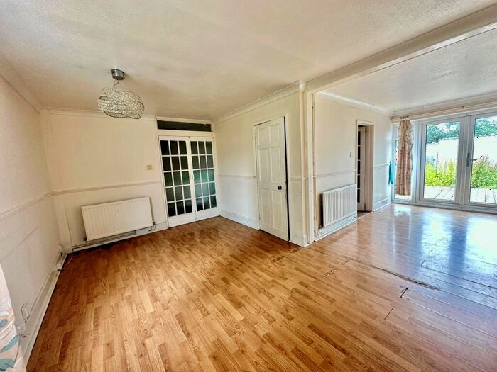 4 Bedroom House To Rent In Jermayns, Basildon, SS15