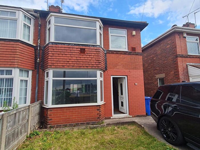 3 Bedroom House To Rent In Wheatley Hall Road, Doncaster, DN2