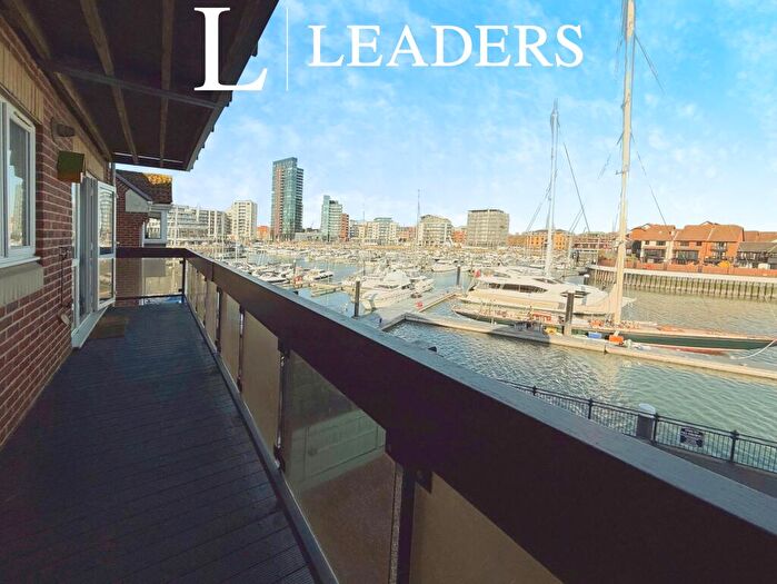 2 Bedroom Flat To Rent In Pacific Close, Ocean Village, Southampton, SO14