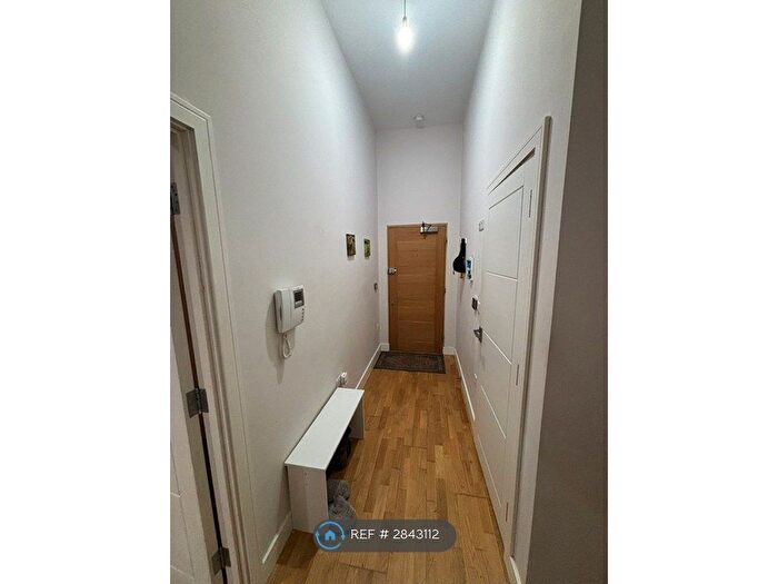 1 Bedroom Flat To Rent In Staines Road West, Sunbury-On-Thames, TW16