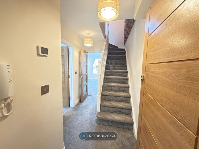 3 Bedroom Maisonette To Rent In Torquay, Torquay, TQ2