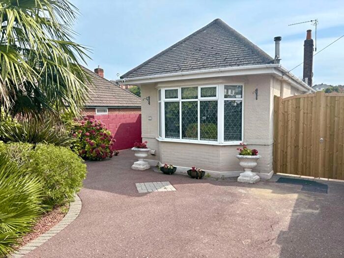 3 Bedroom Bungalow For Sale In Upper Road, Parkstone, Poole, BH12