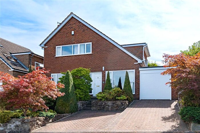 4 Bedroom Detached House For Sale In Kirkwood Avenue, Leeds, West Yorkshire, LS16