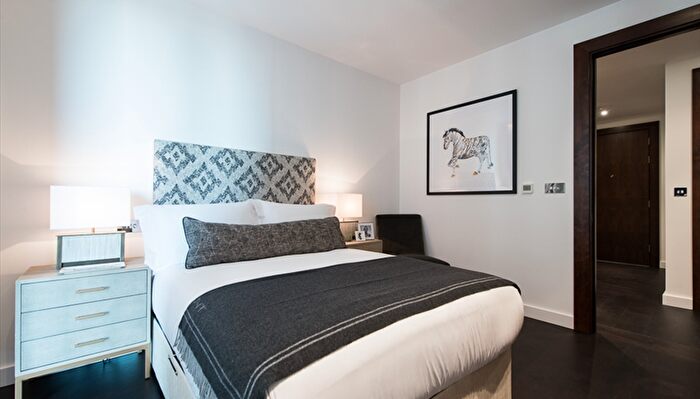 2 Bedroom Apartment To Rent In Charles Clowes Walk, London, SW11