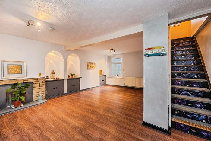 3 Bedroom Terraced House For Sale In Landeg Street, Plasmarl, Swansea, SA6