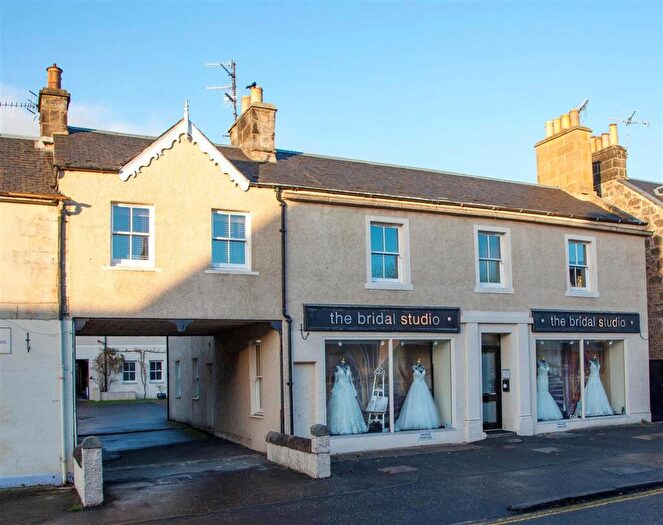 3 Bedroom Apartment To Rent In C Bridge Street, Dollar, FK14