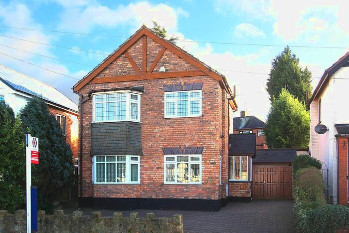 3 Bedroom Property To Rent In Penn Road, Penn, Wolverhampton, WV4