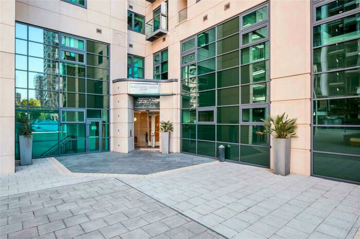 2 Bedroom Apartment To Rent In Discovery Dock East, South Quay, Canary Wharf, London, E14