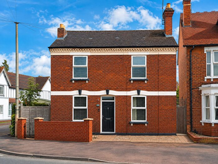 3 Bedroom Detached House For Sale In Tewkesbury Road, Longford, Gloucester, GL2