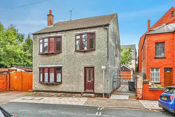 3 Bedroom Detached House For Sale In Ogle Street, Hucknall, Nottingham, Nottinghamshire, NG15