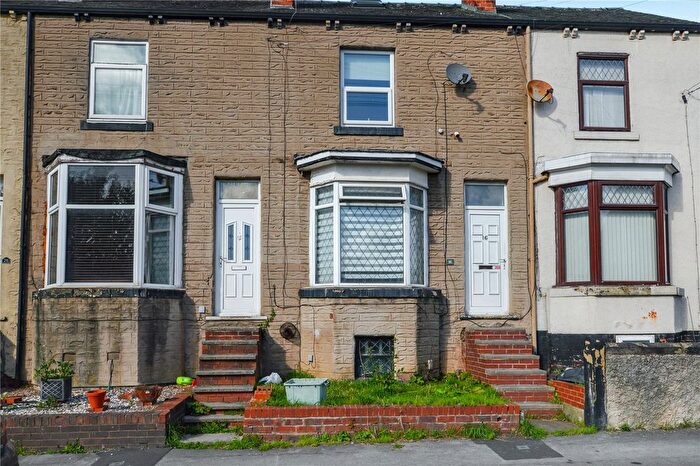 2 Bedroom Terraced House For Sale In Fryergate, Wakefield, WF2