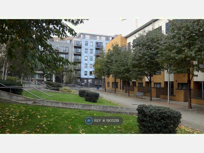 2 Bedroom Flat To Rent In Claremont Street, London, SE10