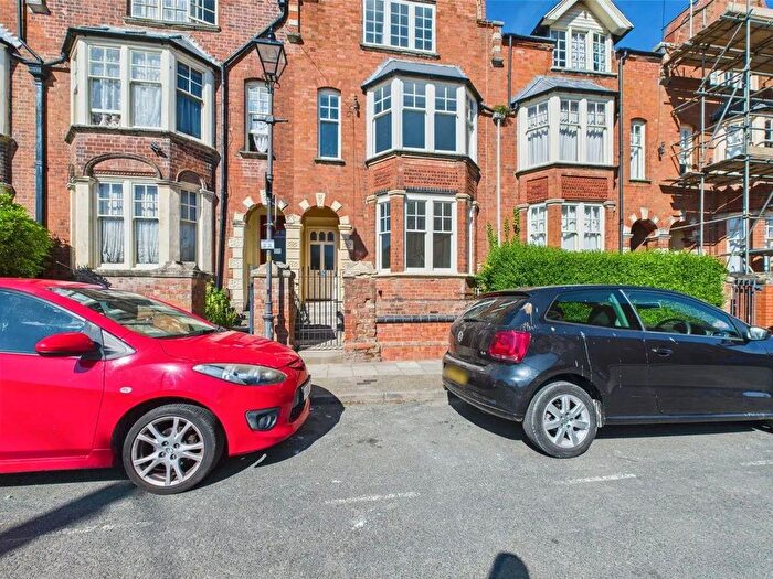 6 Bedroom Terraced House To Rent In St. Michaels Square, Gloucester, GL1