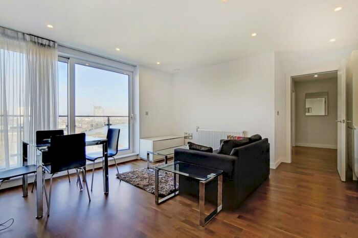 2 Bedroom Apartment To Rent In Wharf Street London, SE8