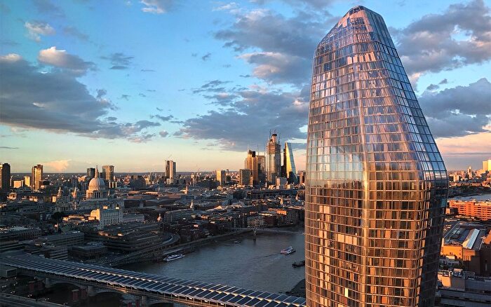 2 Bedroom Flat To Rent In One Blackfriars, Blackfriars Rd, London, SE1