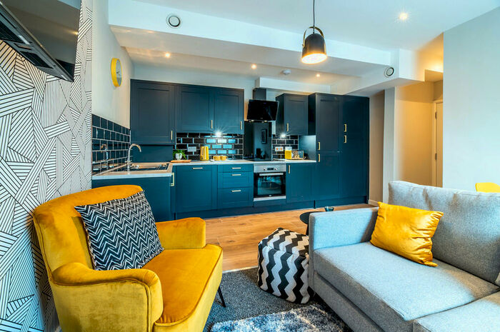 4 Bedroom Flat To Rent In The Maze, North Sherwood Street, NG1