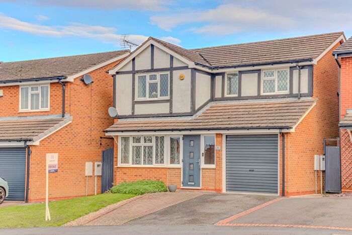 4 Bedroom Detached House For Sale In Wheatfield Close, Glenfield, LE3