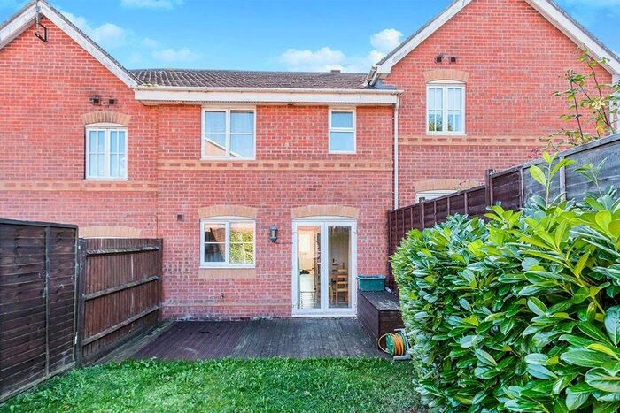 3 Bedroom Detached House To Rent In Arcadia Close, Beggarwood, Basingstoke, Hampshire, RG22