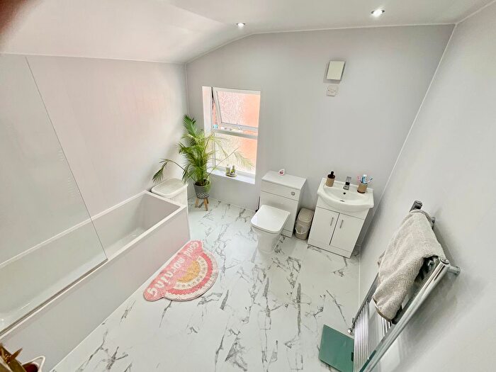 2 Bedroom Terraced House For Sale In Greek Street, Runcorn, WA7