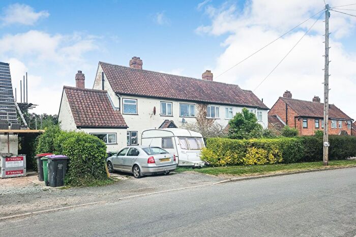 Semi-Detached House For Sale In Marlbrook Way, Roden, Telford, TF6