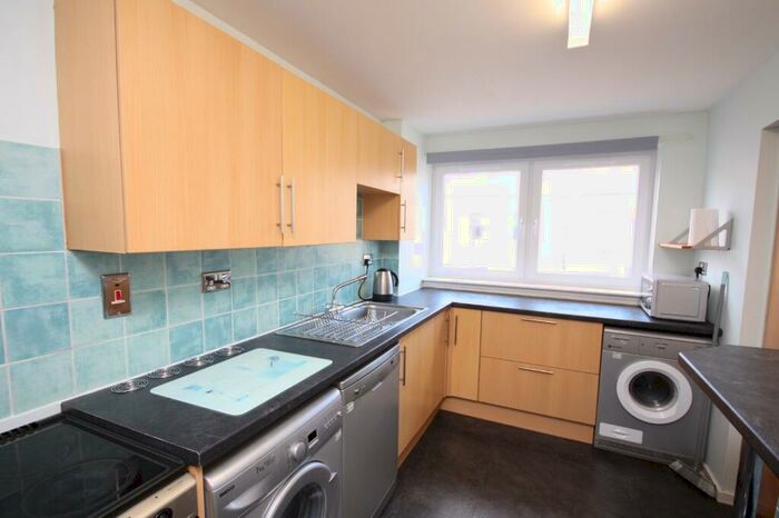 3 Bedroom Flat To Rent In Jute Street, Aberdeen, AB24