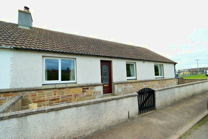 3 Bedroom Semi-Detached Bungalow For Sale In Achingale Place, KW1