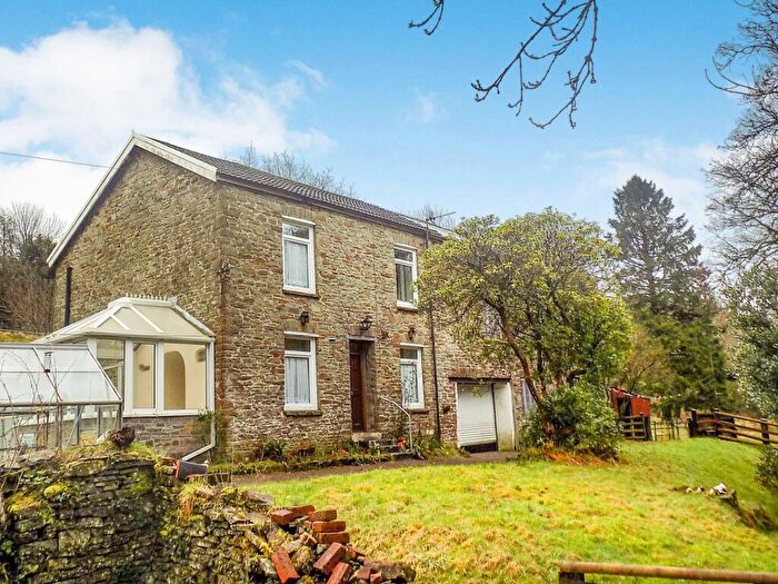 4 Bedroom Detached House For Sale In Blackmill, Bridgend, CF35