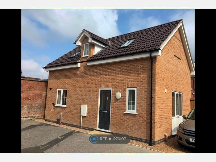 2 Bedroom Detached House To Rent In London Road, Leicester LE2