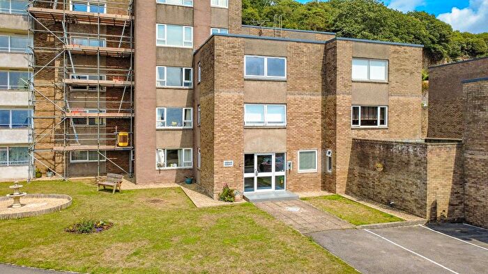 2 Bedroom Maisonette For Sale In Grove Park Road, Weston-Super-Mare - No Chain, BS23