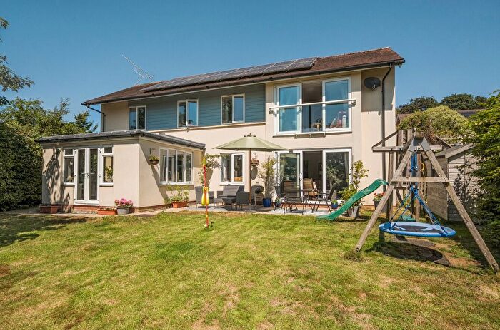 4 Bedroom Detached House For Sale In Bayford Hill, Wincanton, BA9