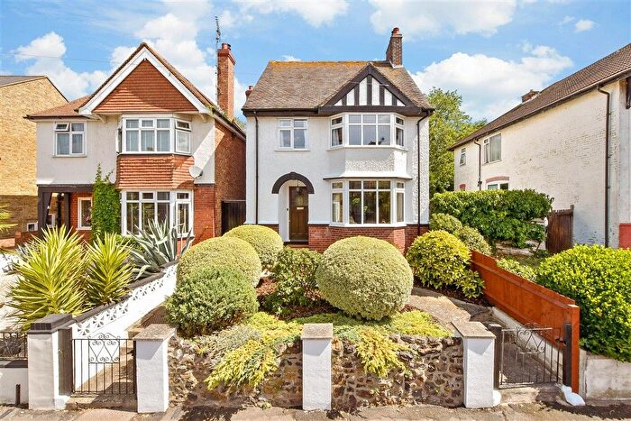 3 Bedroom Detached House For Sale In Madeira Road, Margate, Kent, CT9