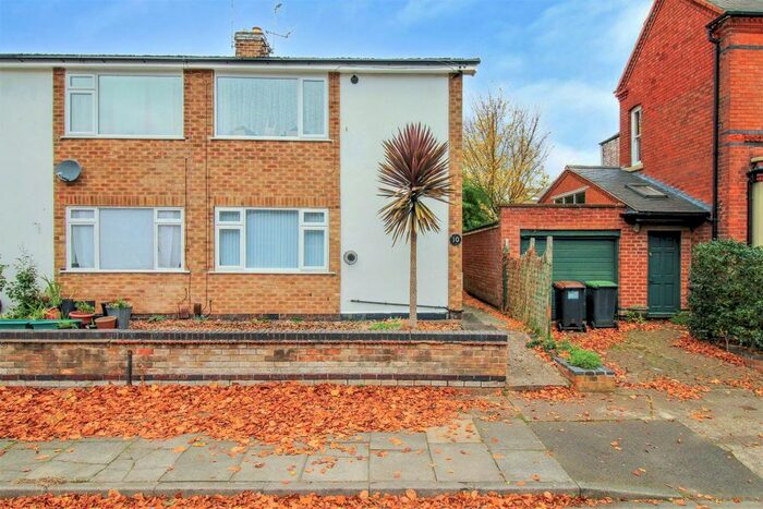 2 Bedroom Flat To Rent In Enfield Street, Beeston, Nottingham NG9