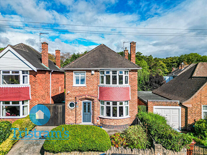 3 Bedroom Detached House For Sale In Russell Avenue, Wollaton, NG8
