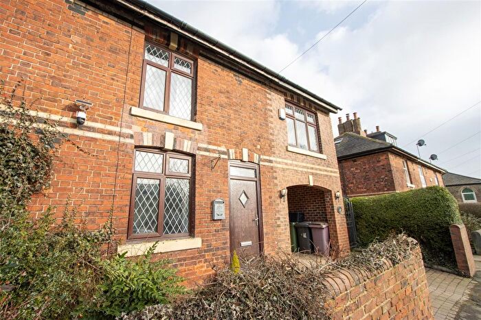 3 Bedroom Semi-Detached House For Sale In The Poplars, Main Road, Cutthorpe, S42