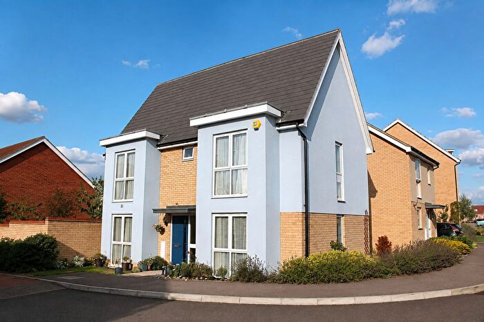 3 Bedroom Detached House For Sale In Mustang Drive, Upper Cambourne, CB23