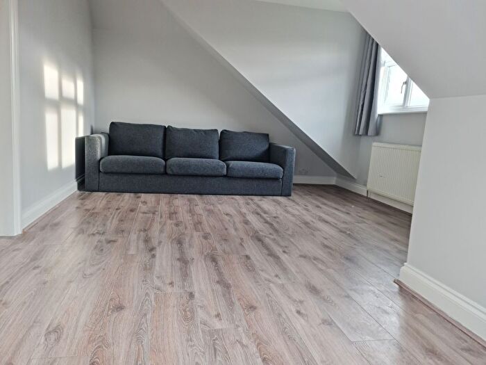 2 Bedroom Flat To Rent In Marlborough Hill, Harrow, Greater London, HA1